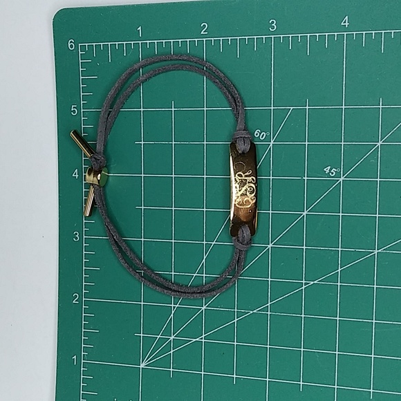 MARKEY LILLY Monogrammed Suede Bracelet CSR Grey - Picture 5 of 6